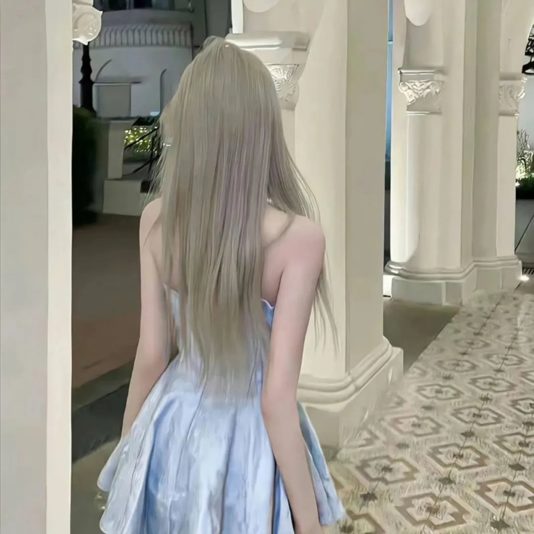 假扮姑婆 海报